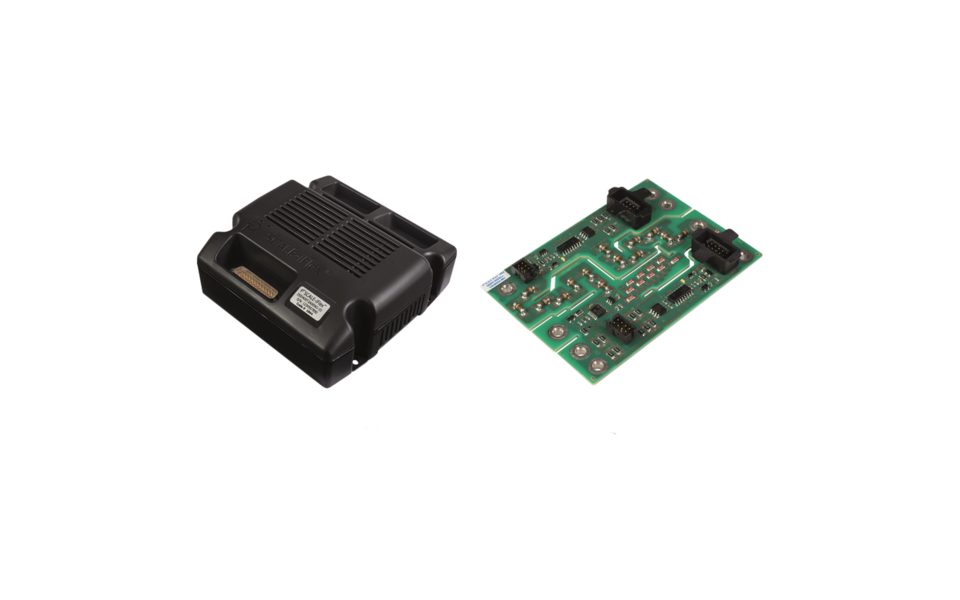 Isolated Master Control (Right) & Module Adapted Gate Driver (Feft) Isolated Master Control (Right) & Module Adapted Gate Driver (Feft)